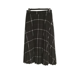 Pleated Black and White Plaid Skirt. 1XL